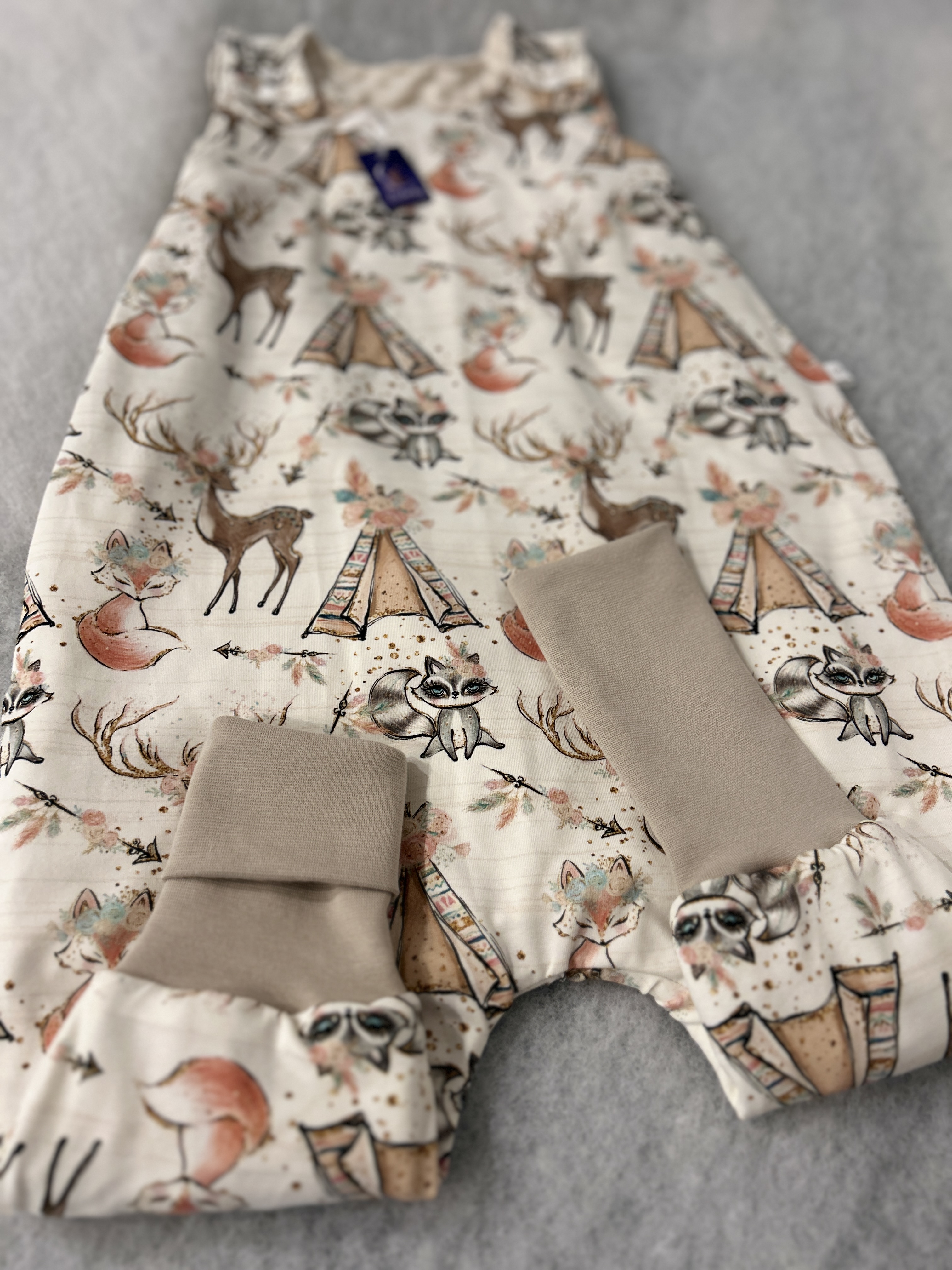 Téli tipegő hálózsák indián állatok